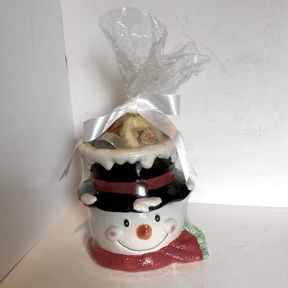 Yankee Candle Vintage Holiday Snowman Tart Warmer 1 Tea light 3 Melts RARE 6" T - Picture 2 of 14